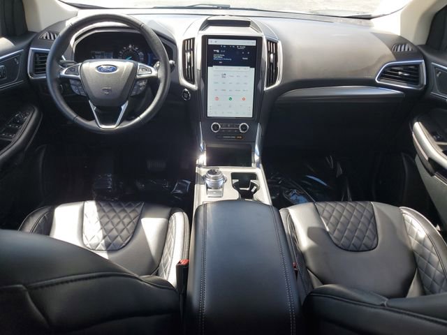Used 2024 Ford Edge Titanium image 23