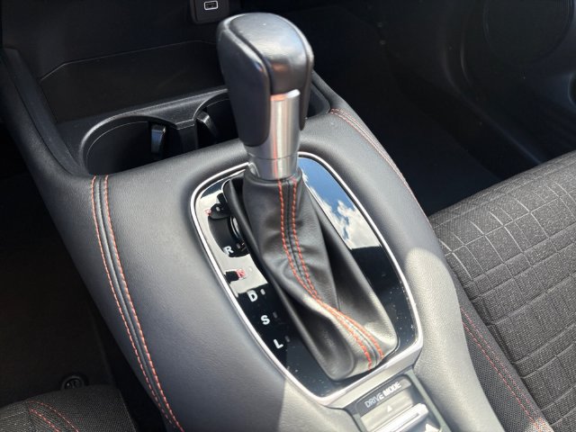 Used 2025 Honda HR-V Sport image 17