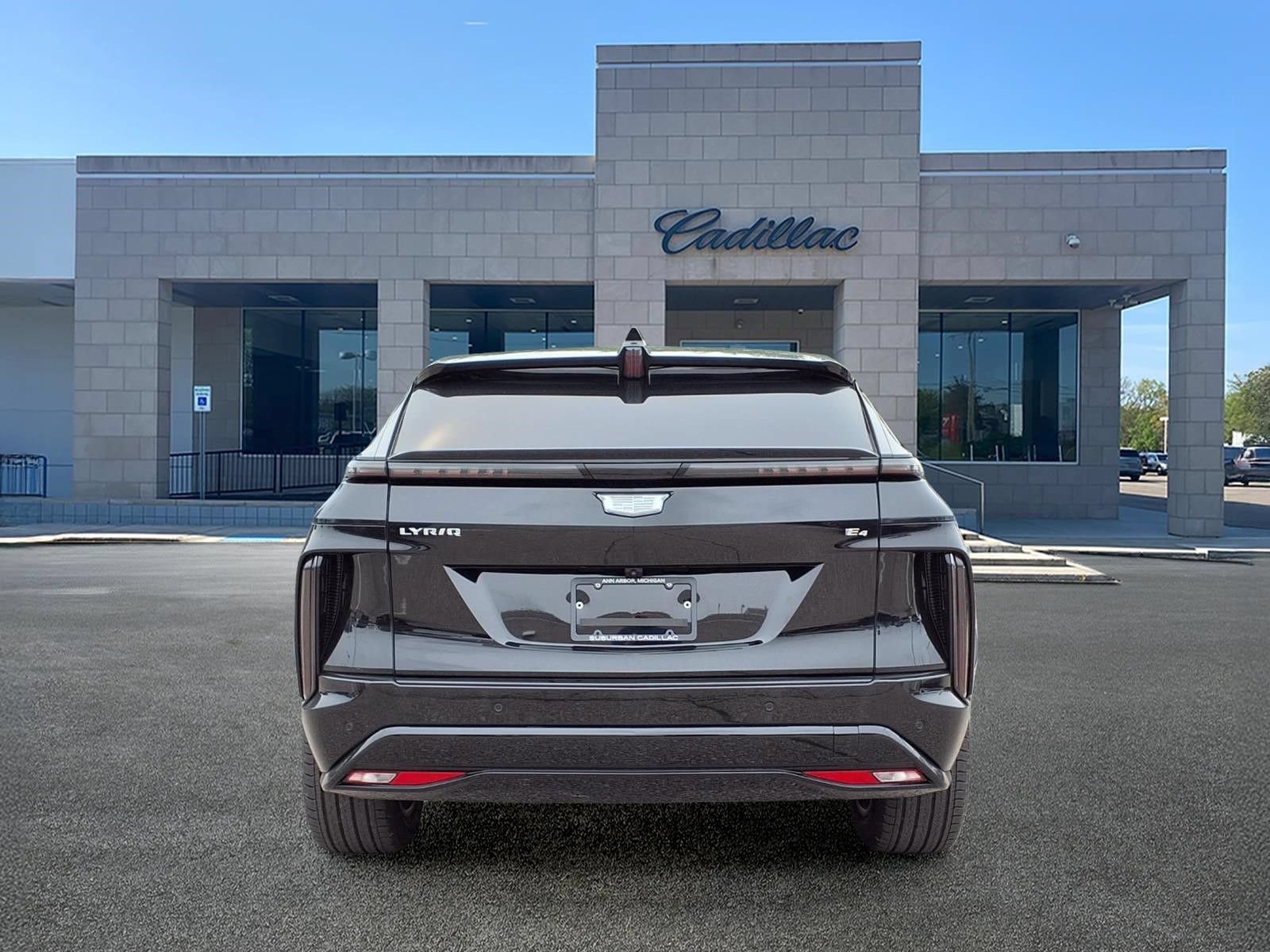 New 2027 Cadillac Lyriq Sport w/ LPO, Floor Liner Package AWD/4WD image 5