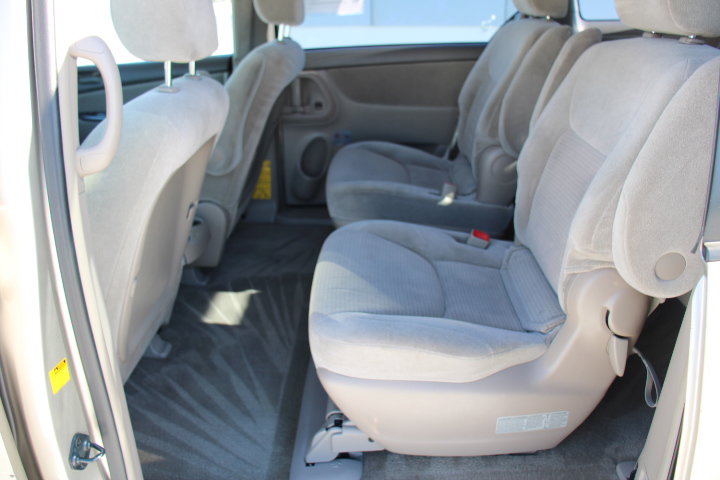 Used 2008 Toyota Sienna CE image 12