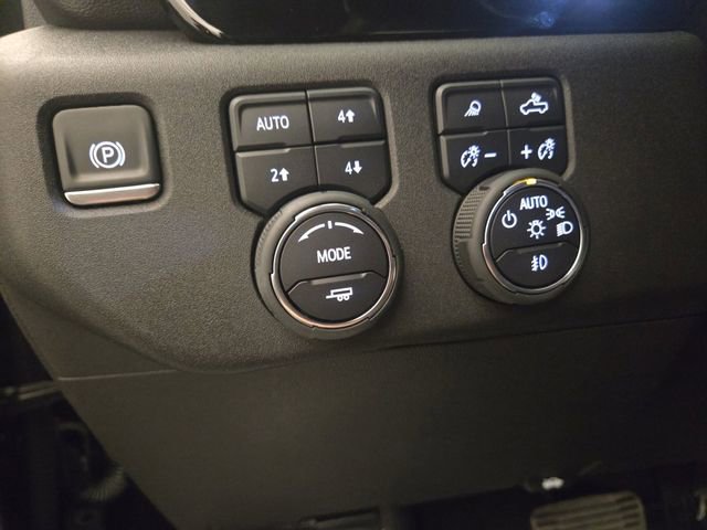 Certified 2024 Chevrolet Silverado 2500 LTZ w/ LTZ Plus Package image 6