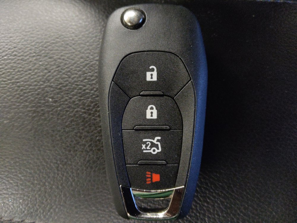 Used 2017 Chevrolet Cruze LS FWD image 32