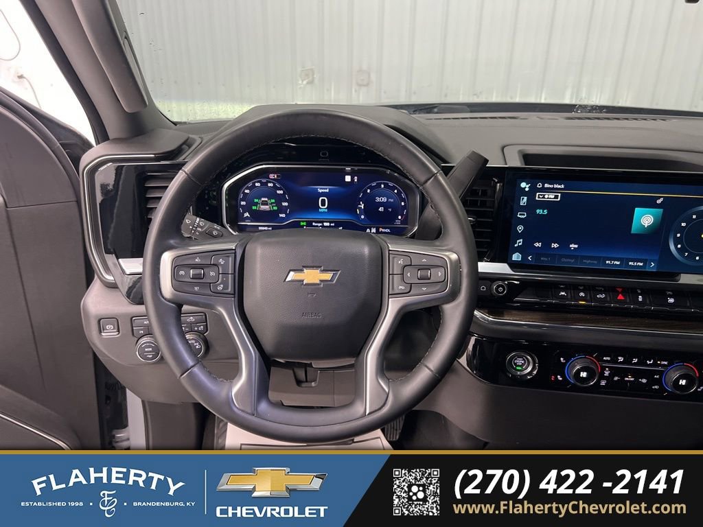 Used 2024 Chevrolet Silverado 1500 LT AWD/4WD image 24