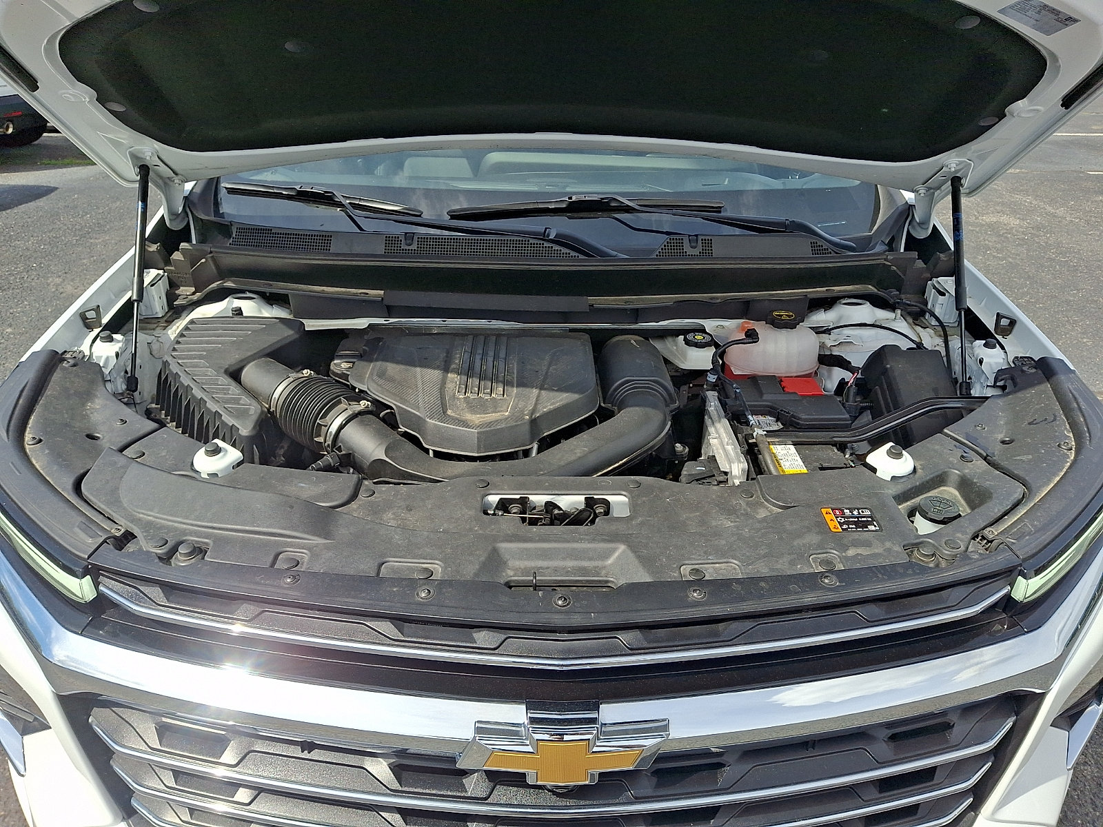 Used 2025 Chevrolet Traverse LT w/ Enhanced Driving Package FWD image 27