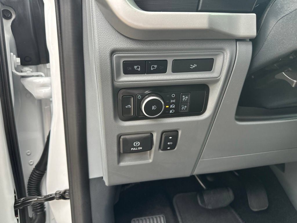 Used 2022 Ford F150 XLT w/ Equipment Group 302A High AWD/4WD image 16