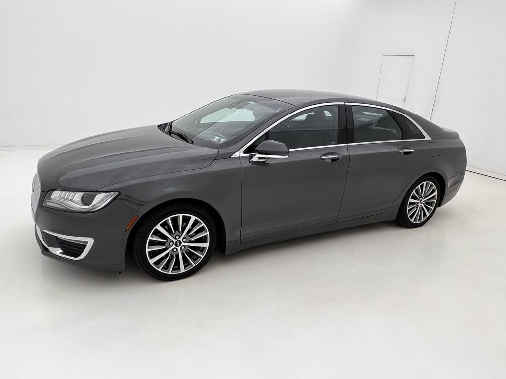 Used 2020 Lincoln MKZ AWD image 9
