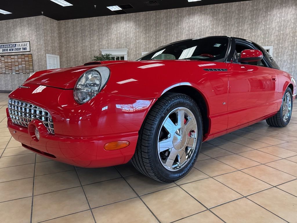 Used 2003 Ford Thunderbird image 28