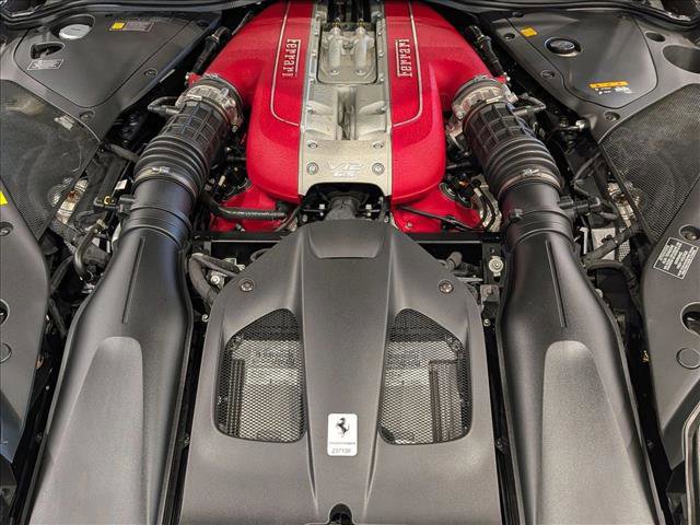 Used 2018 Ferrari 812 Superfast image 20