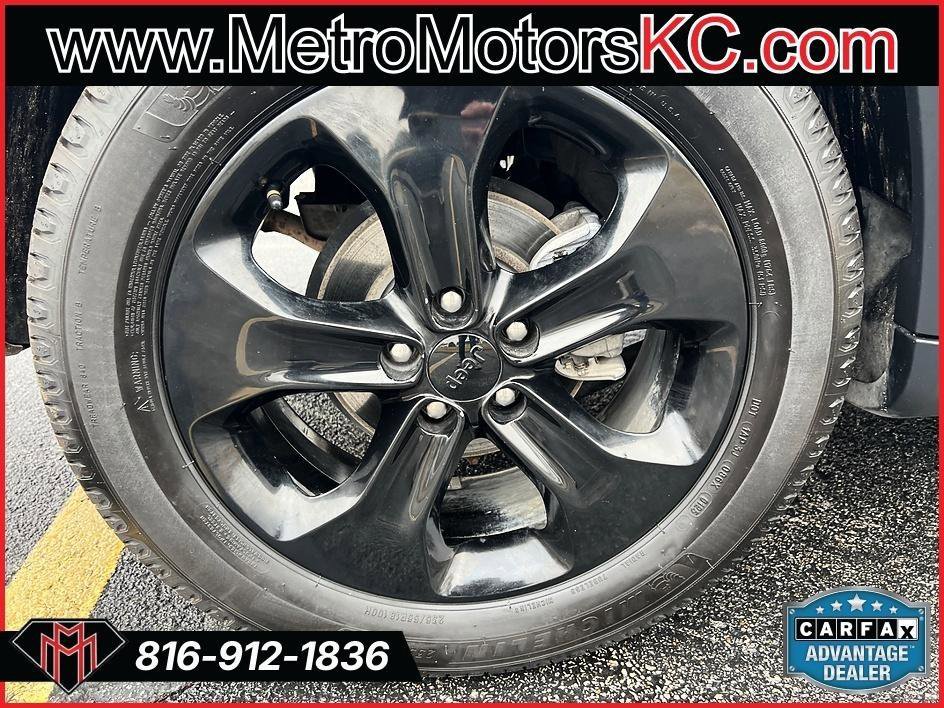 Used 2019 Jeep Compass Latitude image 18