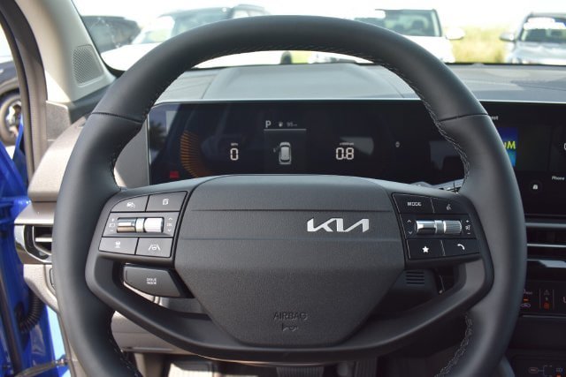New 2026 Kia Sportage EX FWD image 27