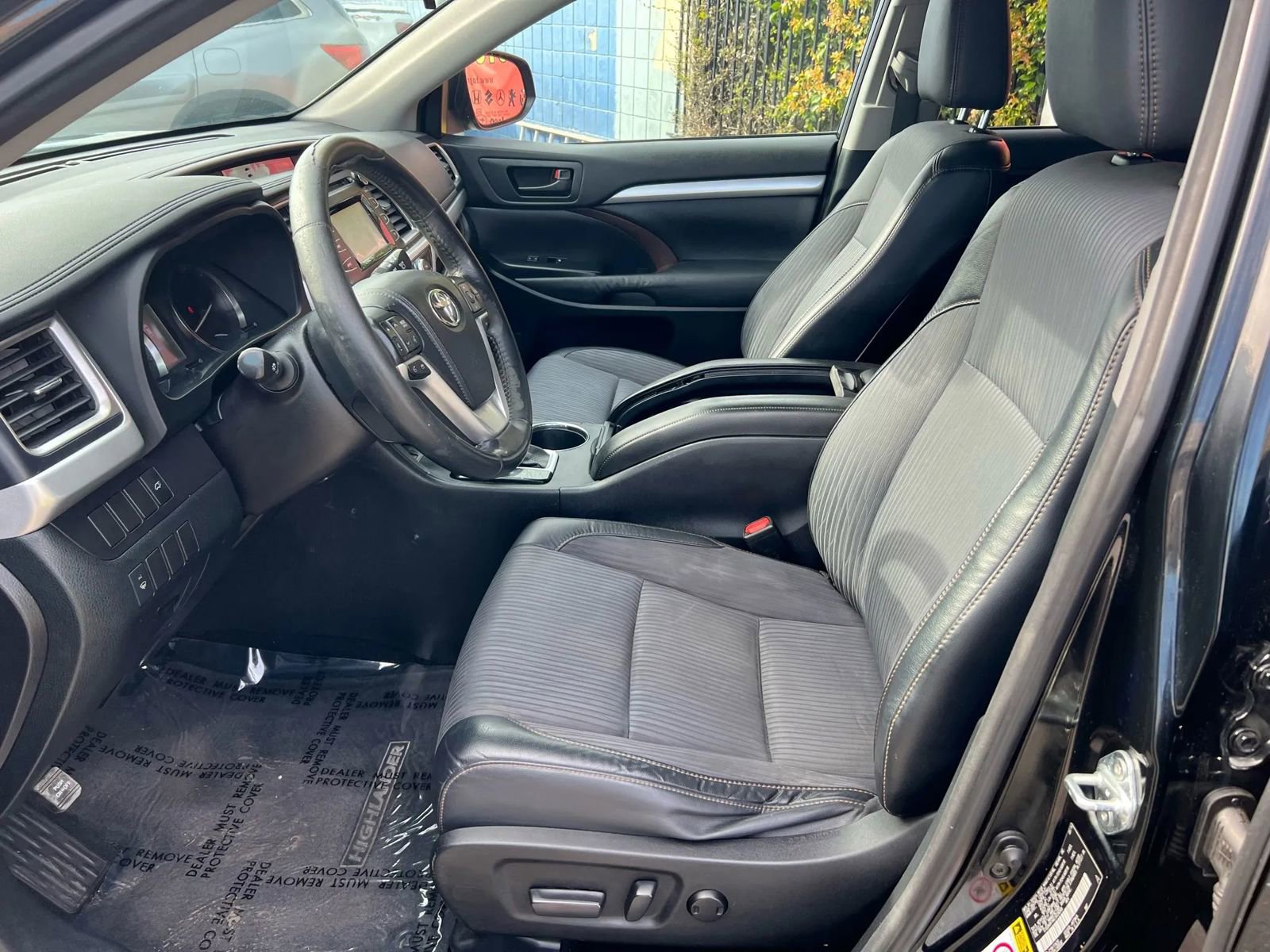 Used 2014 Toyota Highlander Plus image 10