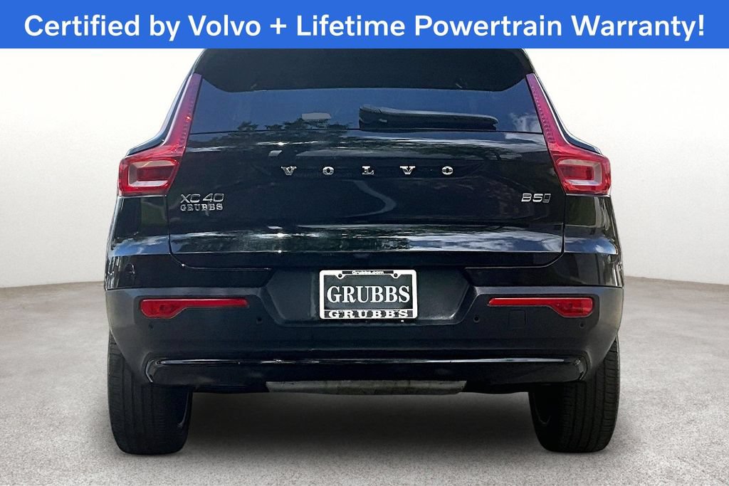 Certified 2026 Volvo XC40 B5 Plus AWD/4WD image 5