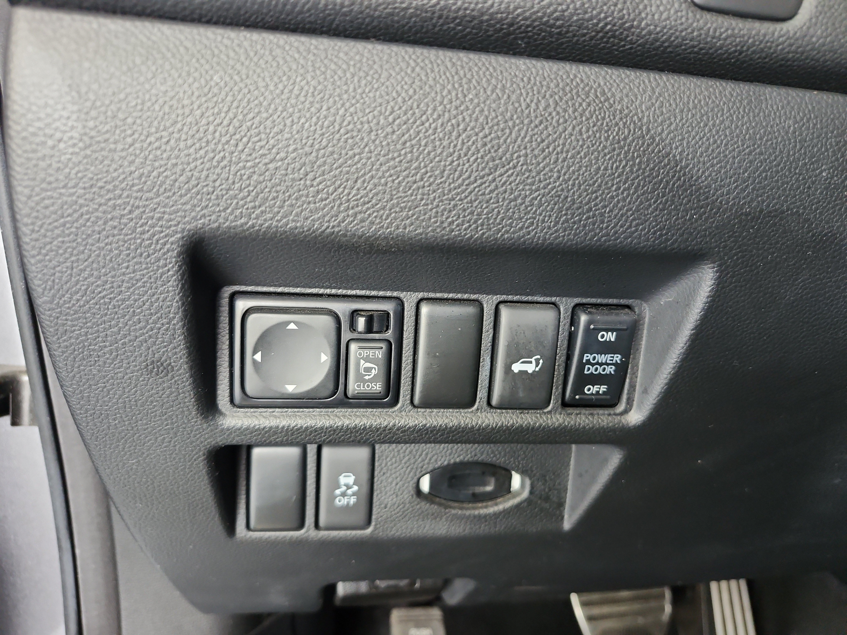 Used 2016 INFINITI QX70 2WD w/ Premium Package image 13