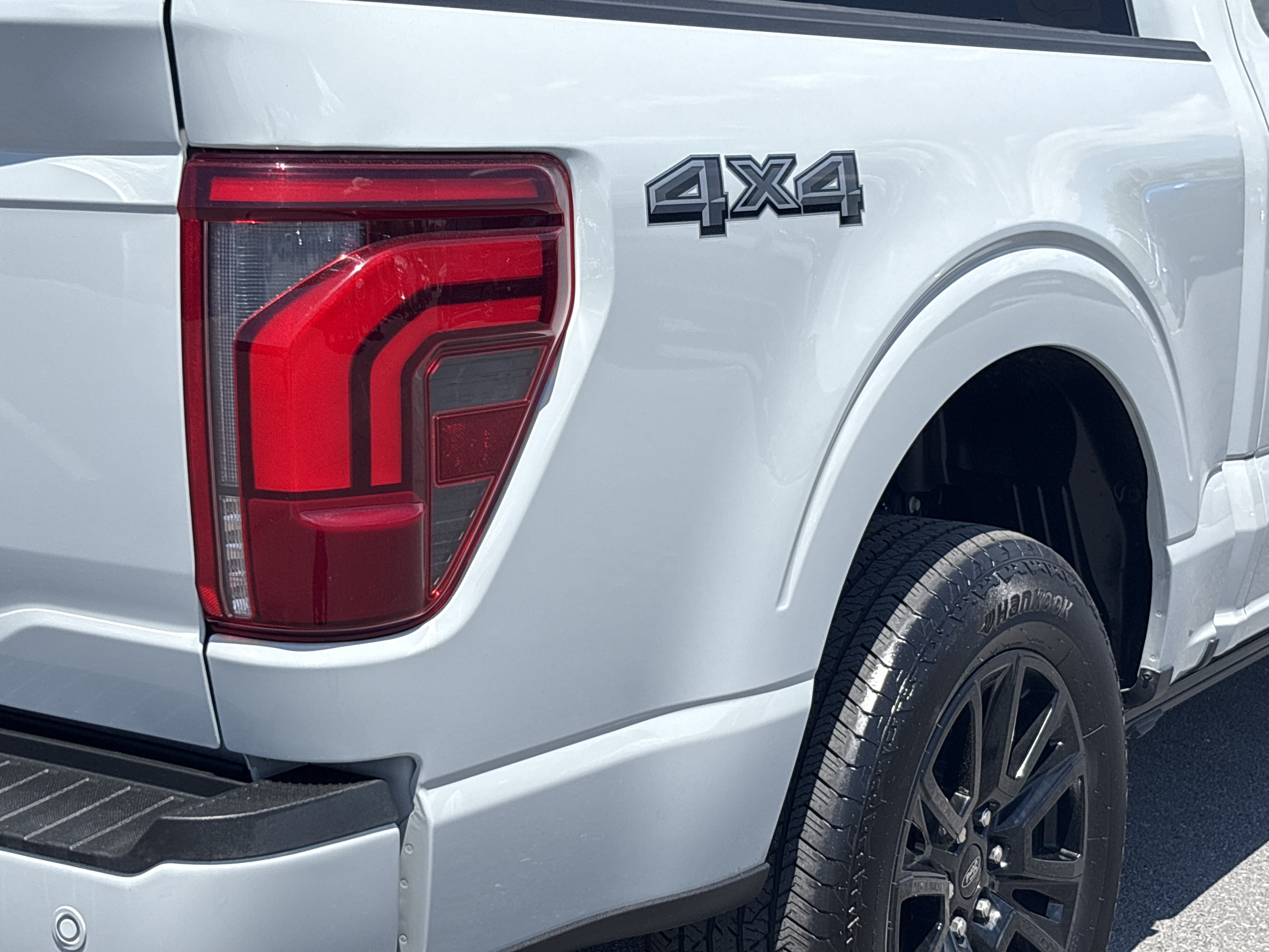 Certified 2024 Ford F150 Platinum AWD/4WD image 5