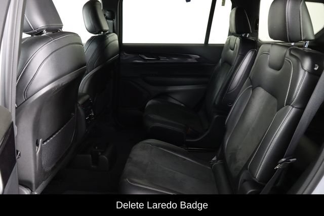 Used 2023 Jeep Grand Cherokee L Laredo AWD/4WD image 17