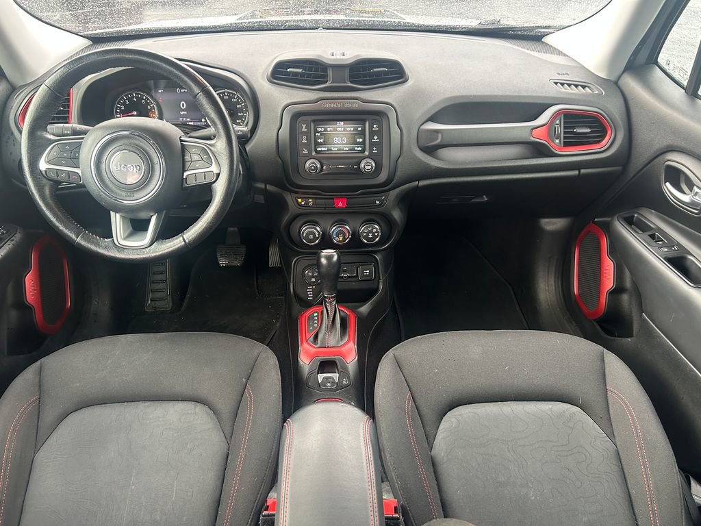 Used 2015 Jeep Renegade Trailhawk w/ Cold Weather Group image 27