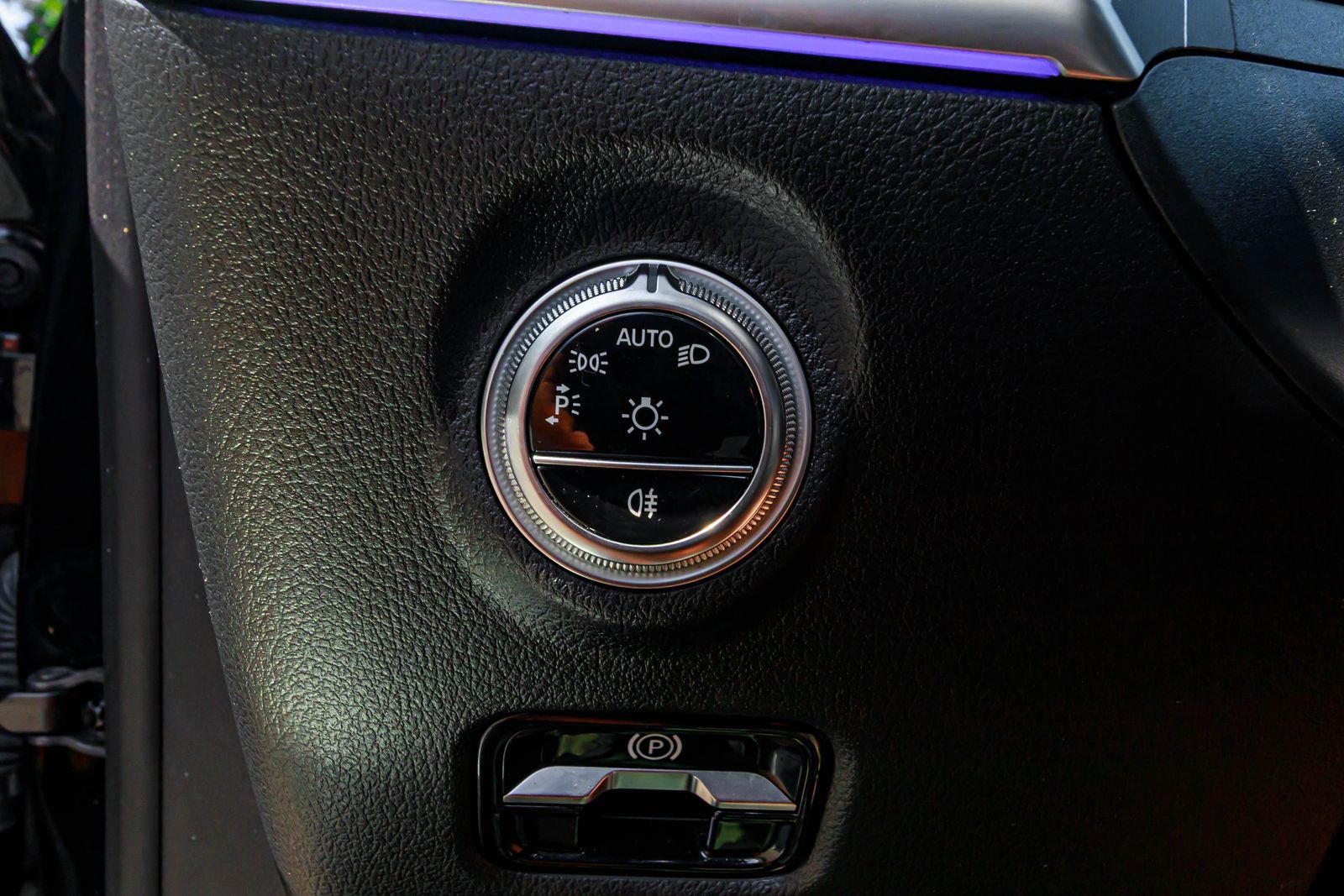 Used 2022 Mercedes-Benz C 300 4MATIC Sedan w/ AMG Line w/ Night Package image 21