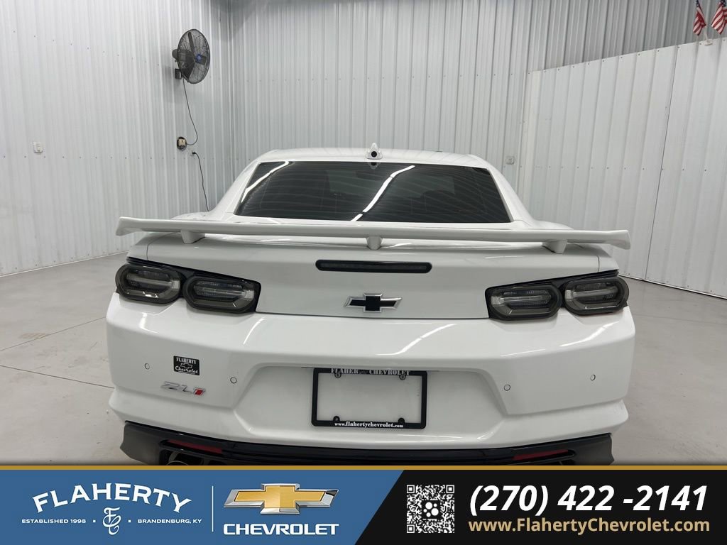 Used 2022 Chevrolet Camaro ZL1 image 4