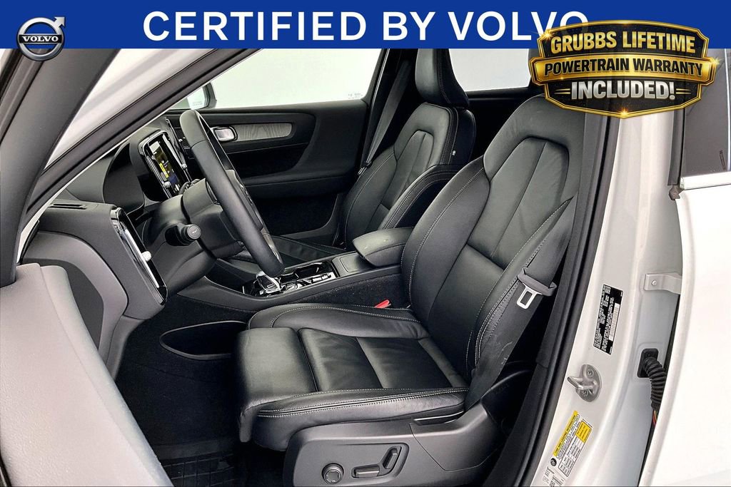 Certified 2024 Volvo XC40 B5 Ultimate w/ Protection Package Premier AWD/4WD image 32