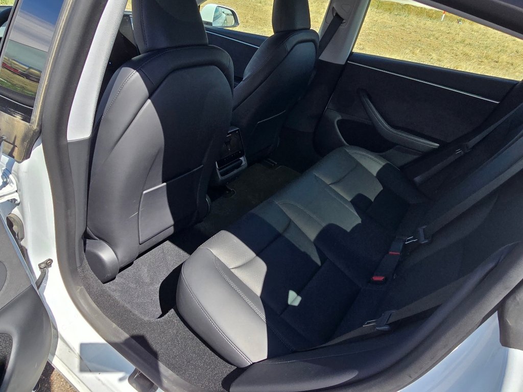 Used 2024 Tesla Model 3 Long Range image 15