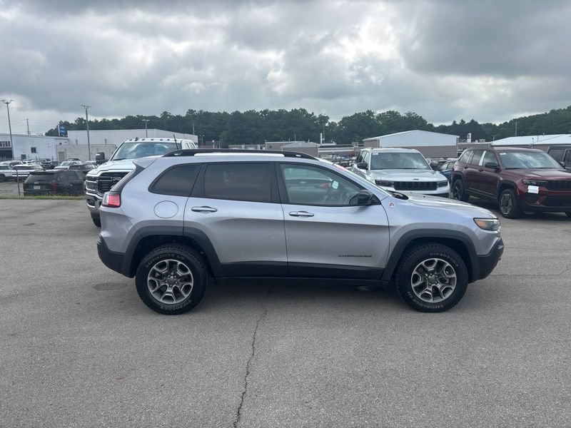 Used 2022 Jeep Cherokee Trailhawk w/ Premium Leather Package AWD/4WD image 2