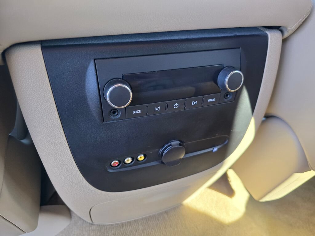 Used 2008 GMC Sierra 1500 Denali AWD/4WD image 15