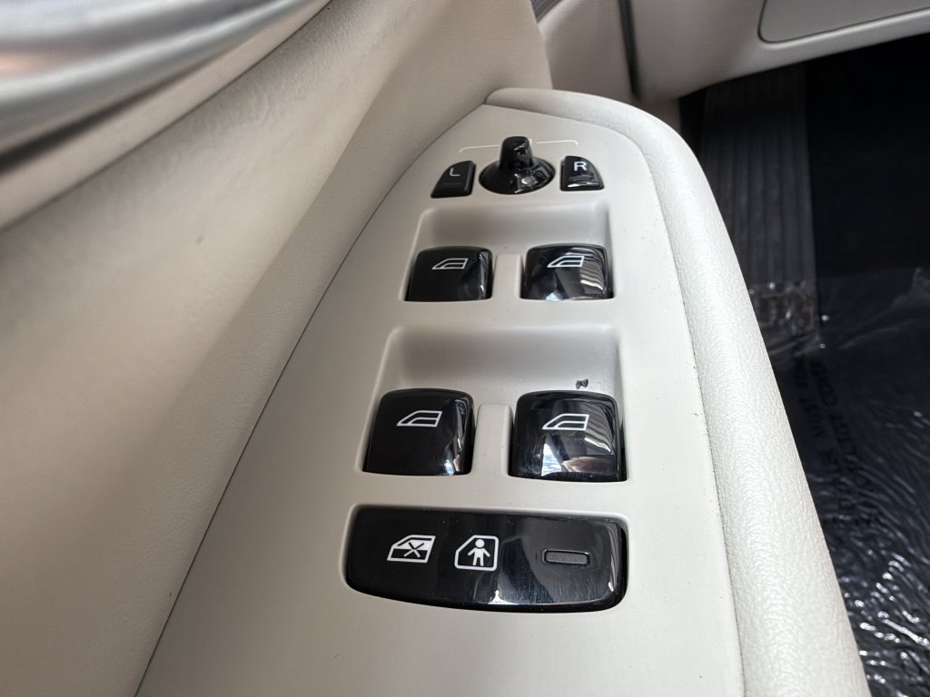 Used 2024 Volvo XC90 B6 Ultimate w/ Lounge Package AWD/4WD image 27