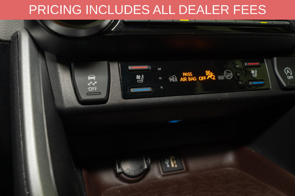Used 2024 Toyota RAV4 Limited FWD image 16