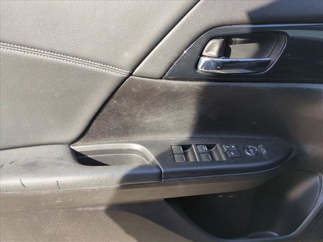 Used 2014 Honda Accord Sport image 11