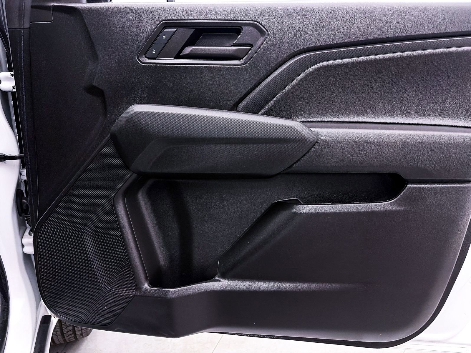 Used 2024 Chevrolet Colorado W/T w/ Advanced Trailering Package image 34