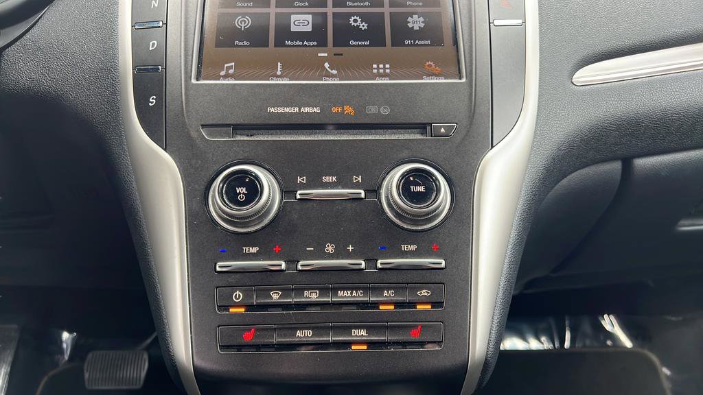 Used 2017 Lincoln MKC Premiere FWD image 27