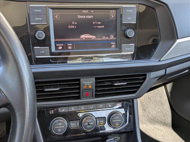 Used 2019 Volkswagen Jetta SE FWD image 14