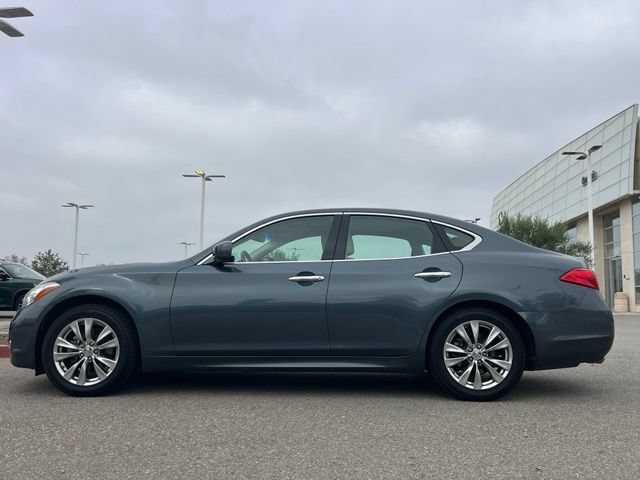 Used 2012 INFINITI M37 w/ Premium Pkg RWD image 2