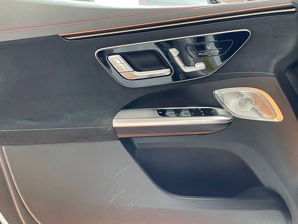 Used 2024 Mercedes-Benz EQE AMG 4MATIC SUV image 16