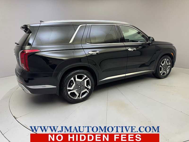 Used 2023 Hyundai Palisade Limited AWD/4WD image 5