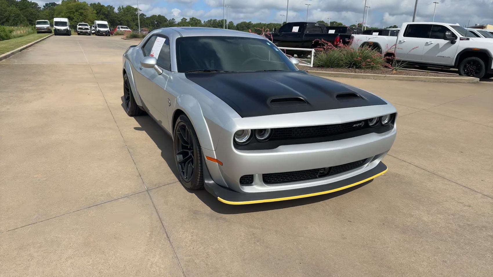 Used 2023 Dodge Challenger SRT Hellcat RWD image 2