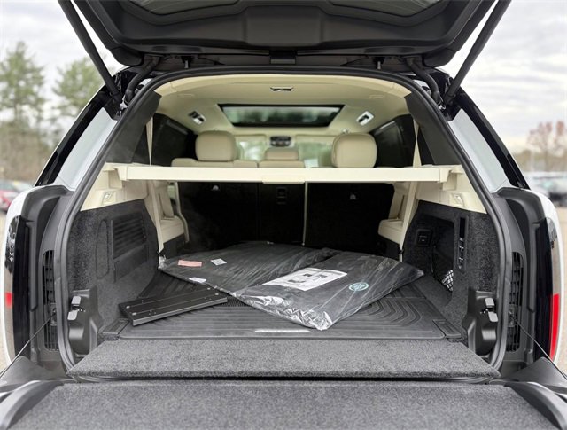 Used 2025 Land Rover Range Rover Long Wheelbase SE image 22