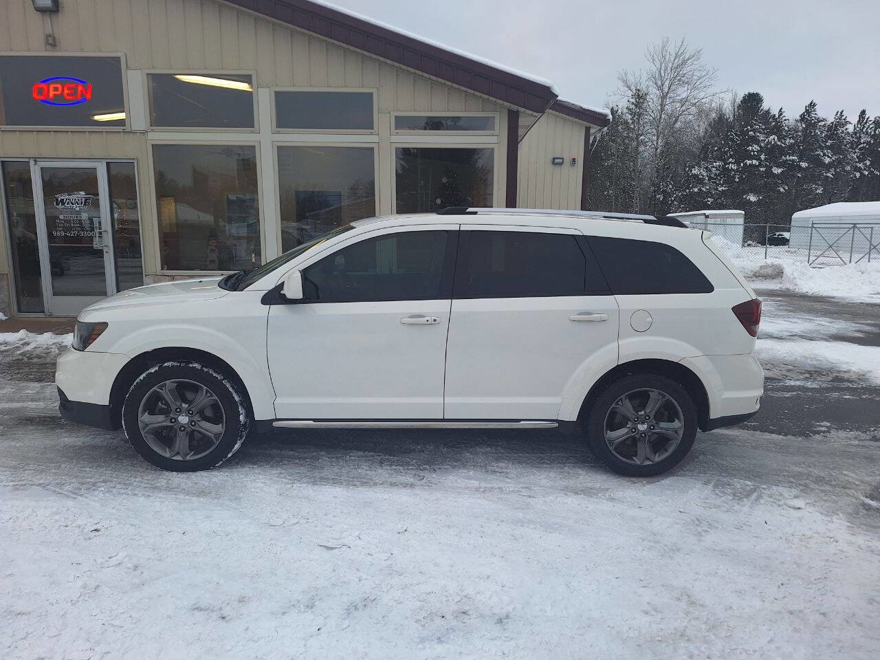 Used 2015 Dodge Journey Crossroad w/ Flexible Seating Group
