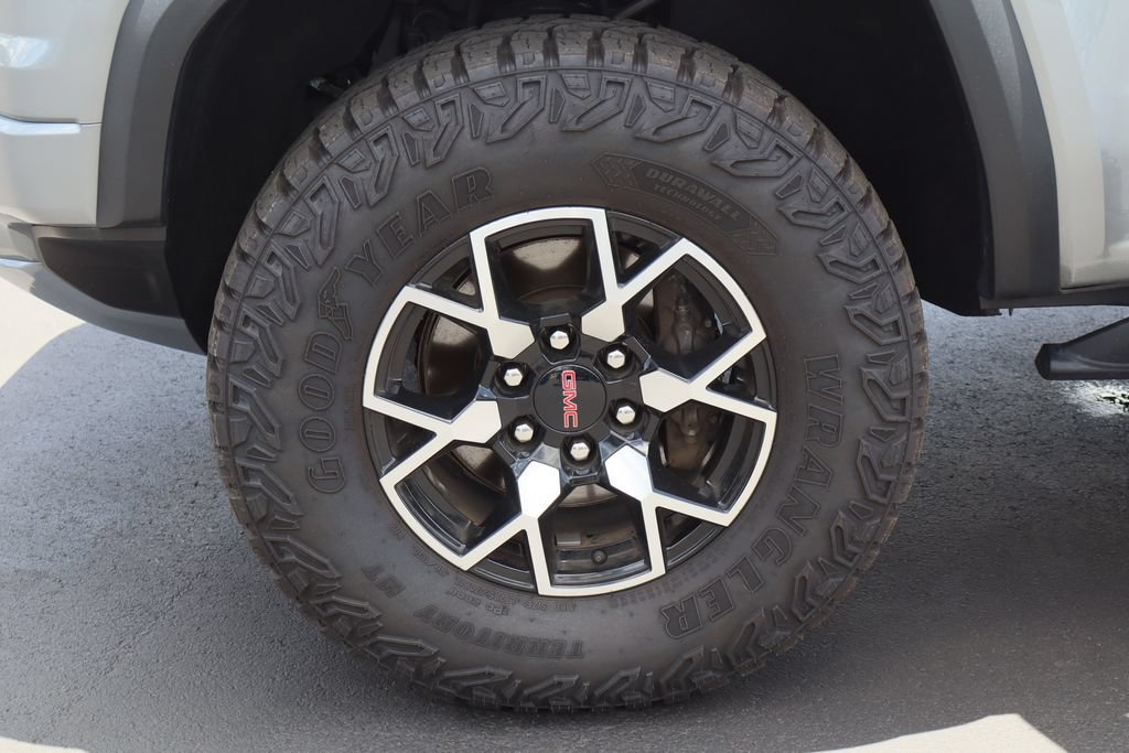 Certified 2024 GMC Canyon AT4X AWD/4WD image 34