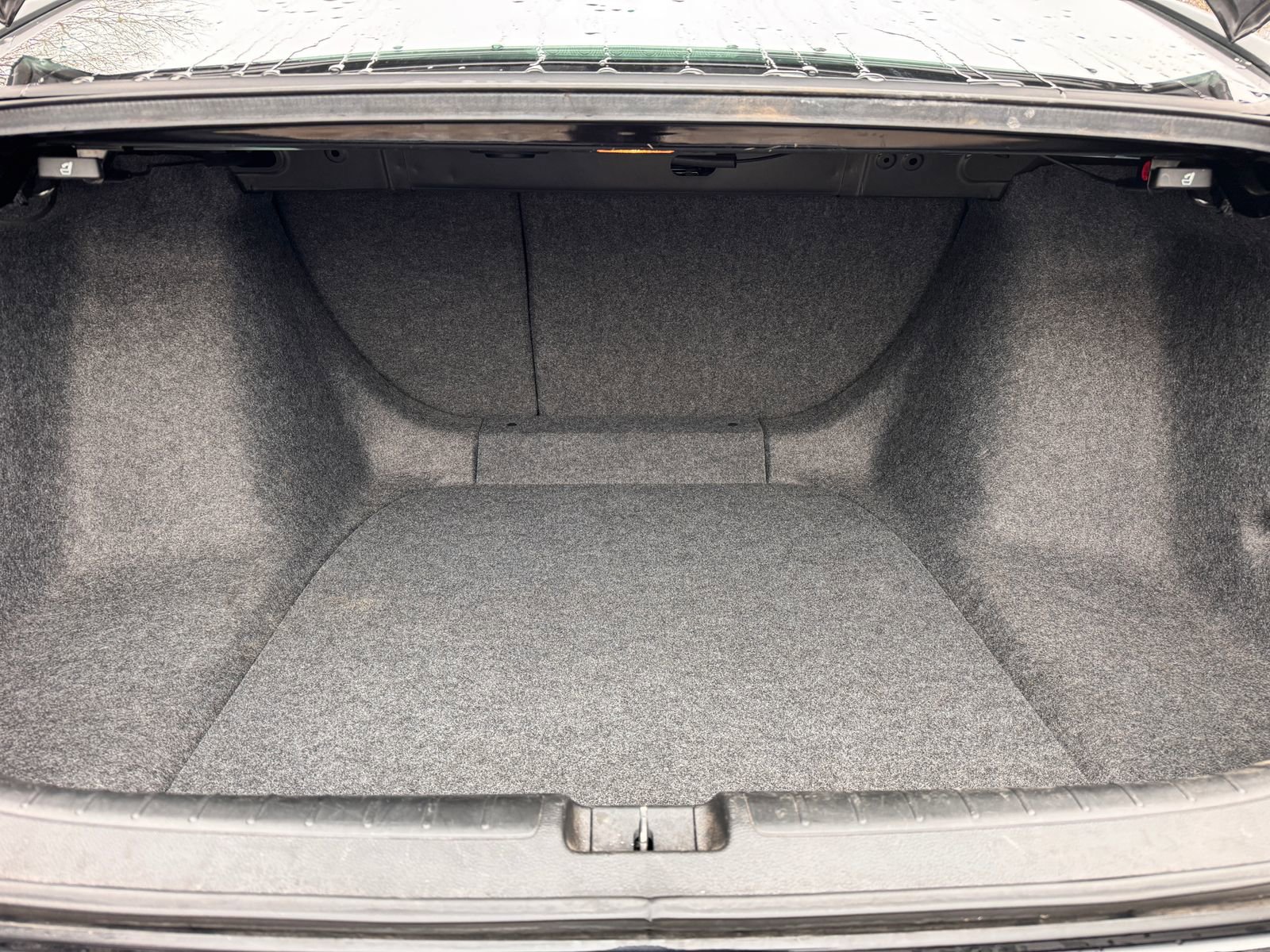 Used 2018 Honda Accord EX-L image 6