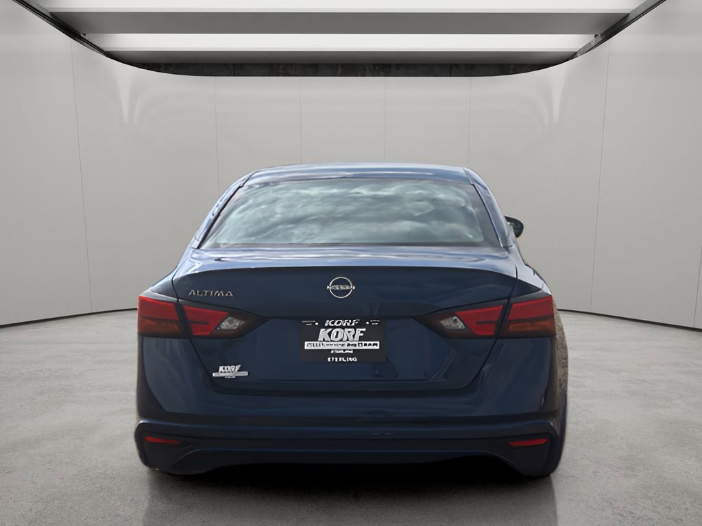 Used 2024 Nissan Altima 2.5 S image 4