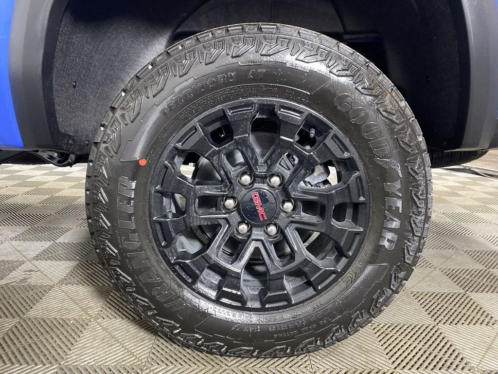 New 2026 GMC Canyon Elevation w/ Convenience Package image 33