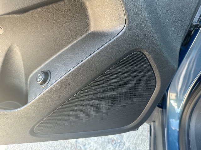 Used 2024 Chevrolet Equinox LT w/ LPO, Floor Liner Package FWD image 35