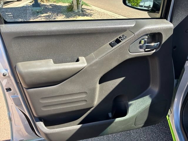 Used 2021 Nissan Frontier S AWD/4WD image 19