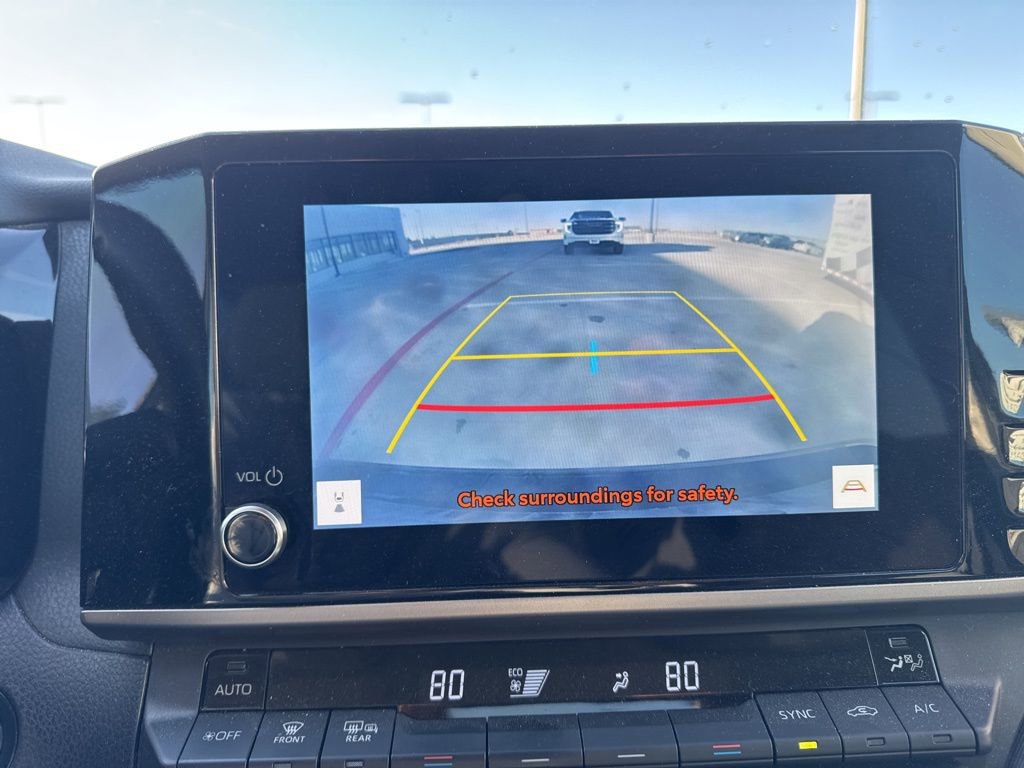 Used 2025 Toyota Camry LE image 16