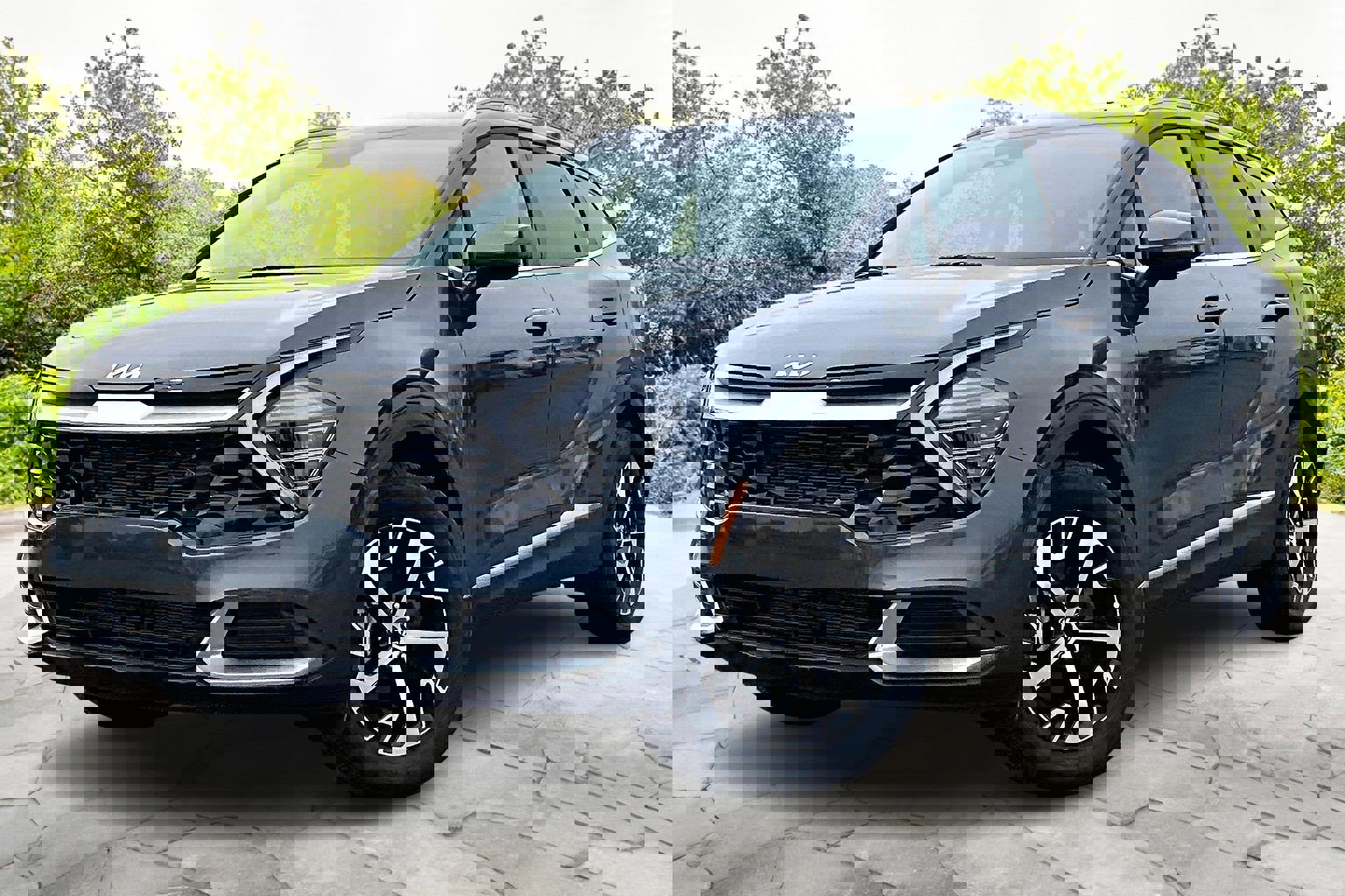 Used 2025 Kia Sportage EX image 12