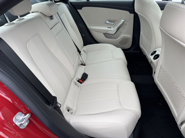 New 2025 Mercedes-Benz CLA 250 image 5