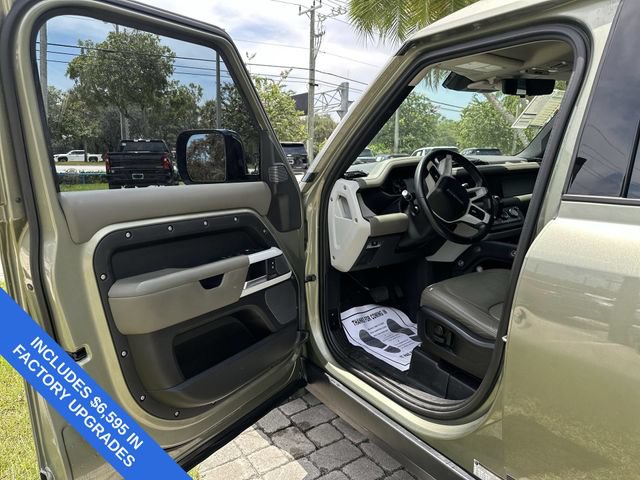 Used 2020 Land Rover Defender 110 HSE AWD/4WD image 22