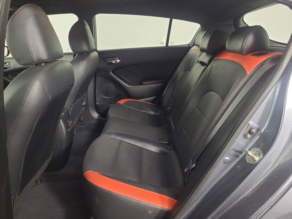 Used 2018 Kia Forte SX image 19