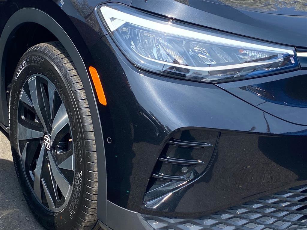 Certified 2023 Volkswagen ID.4 Pro image 2